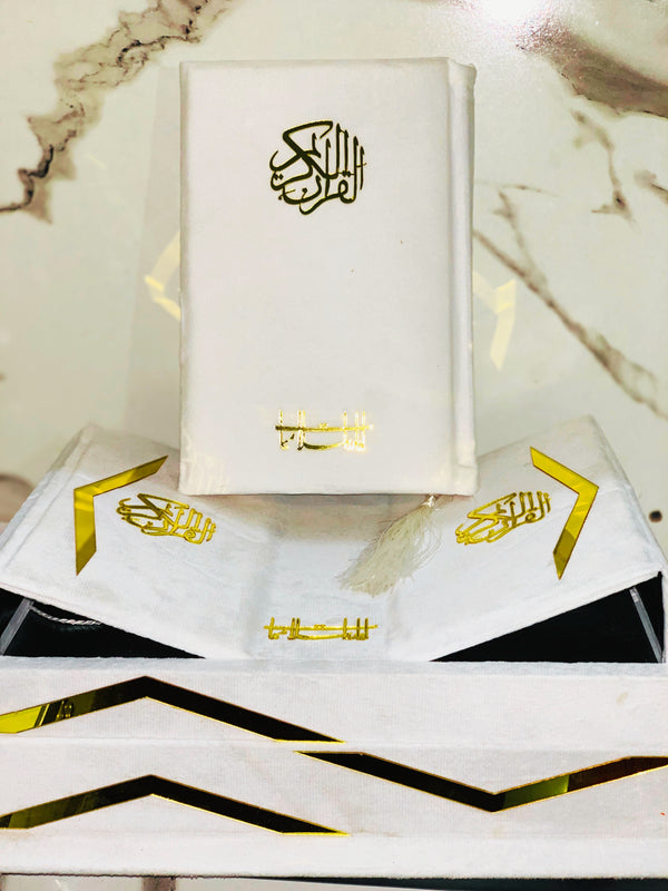 WHITE QURAN PAK WITH VELVET BOXING